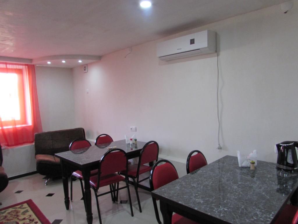 Guest House Nona Koutaïssi Extérieur photo