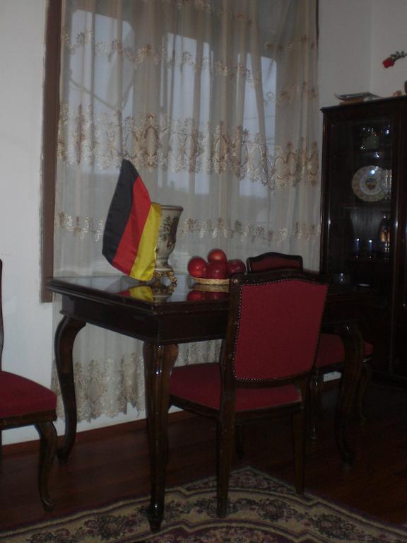 Guest House Nona Koutaïssi Extérieur photo